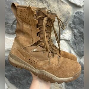 Nike SFB Field 2 8" Tactical Boots Womens US 6 AQ1202 900 Coyote Tan Military